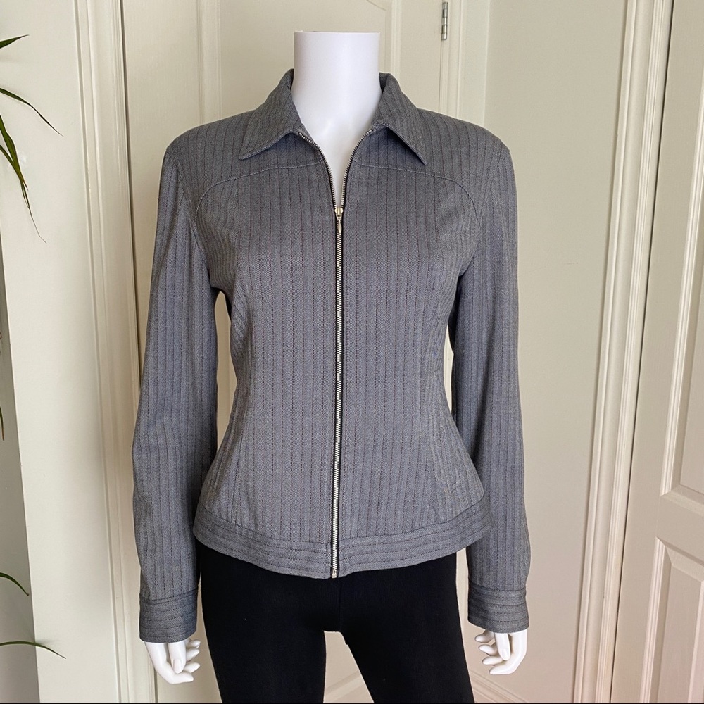 Olsen Europe gray zip up jacket blazer size 6 stripped career vest